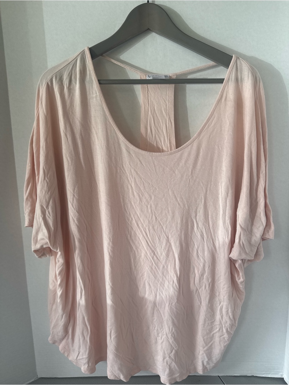 Venus Activewear Soft Blush Women's Scoop Neck Top